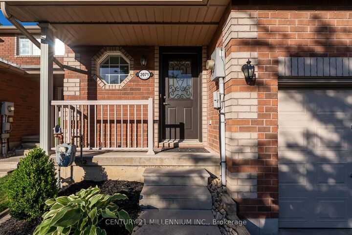 Photo de la propriété:  2071 Osbond Road  ON L9S 0B6