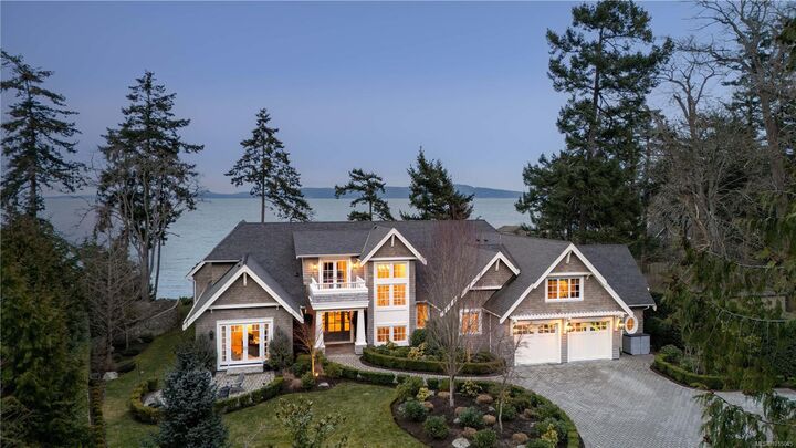 Property Photo:  2616 Queenswood Lane  BC V8N 1X5 