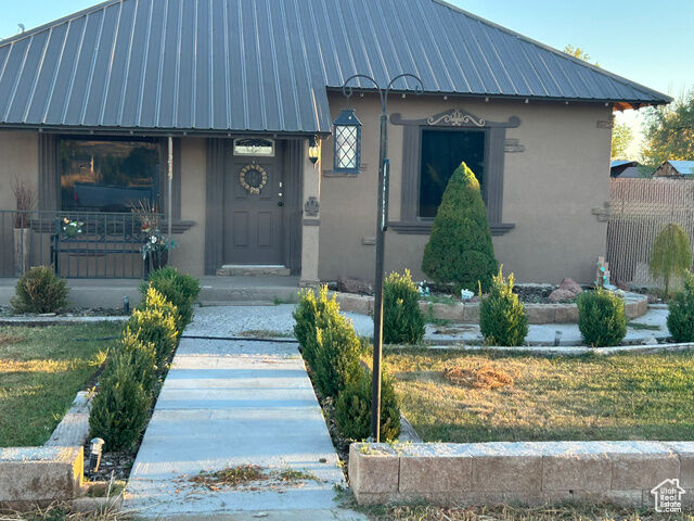 Property Photo: 215 W 200 N UT 84622
