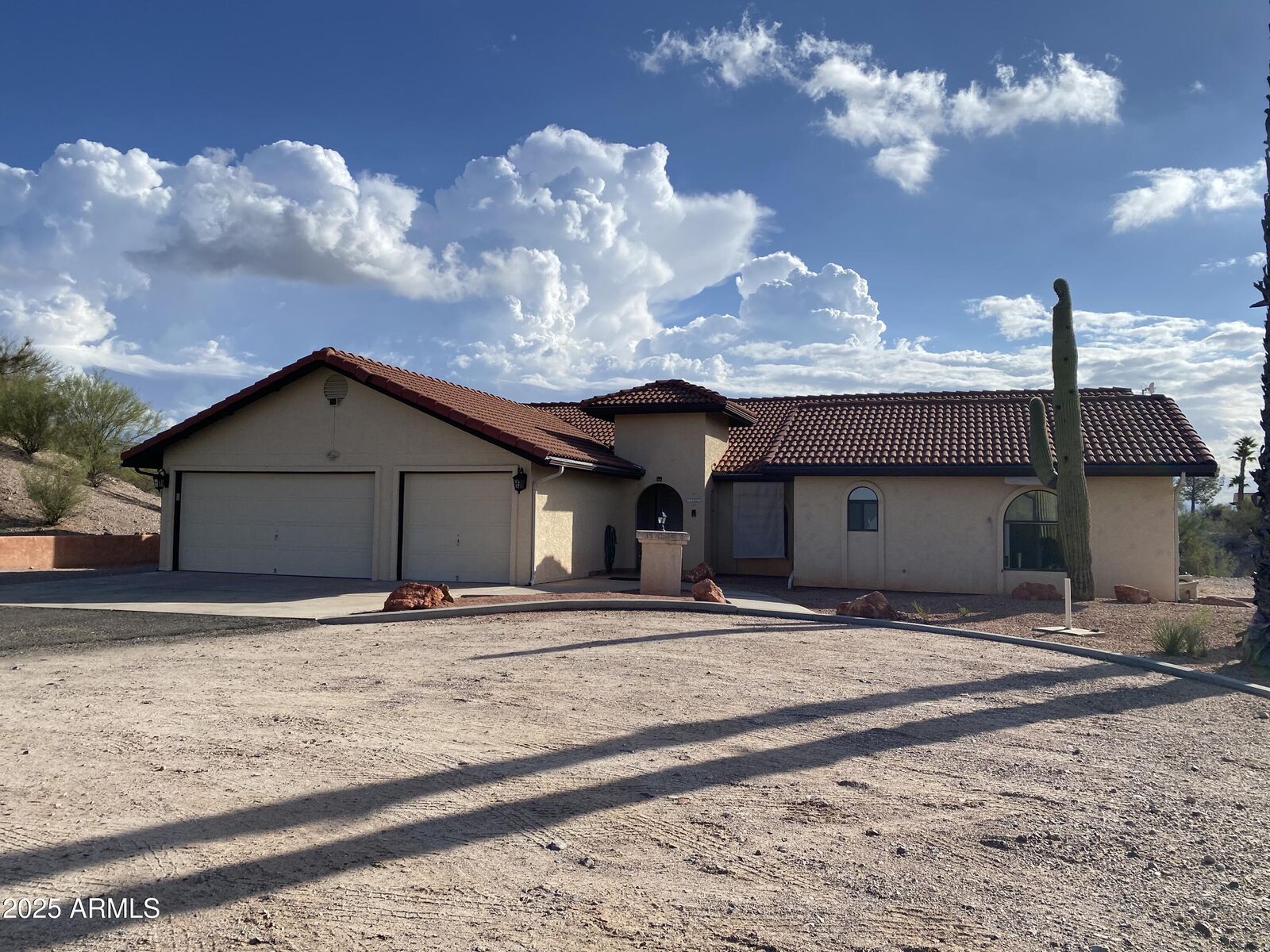 Property Photo:  1750 Easy Street  AZ 85390 