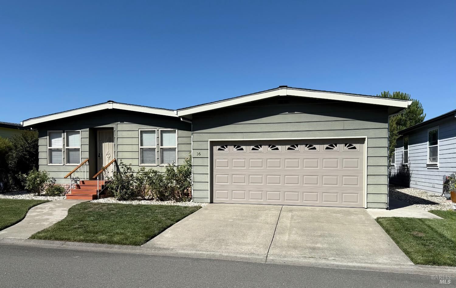 Property Photo:  1945 Piner Road 16  CA 95403 