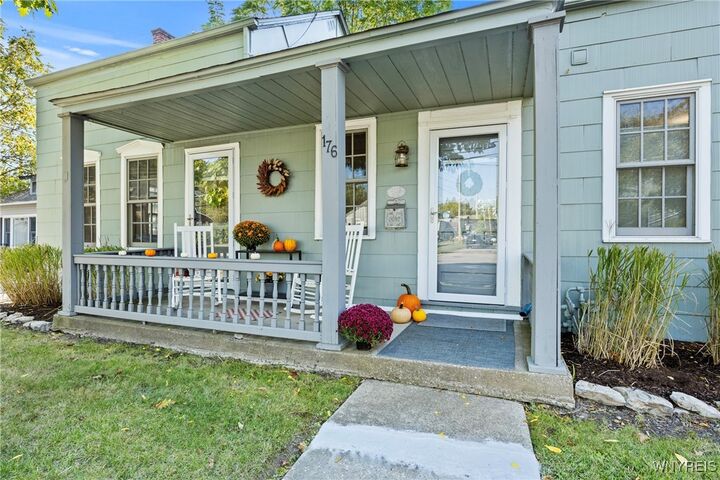 Property Photo:  176 Mill Street  NY 14221