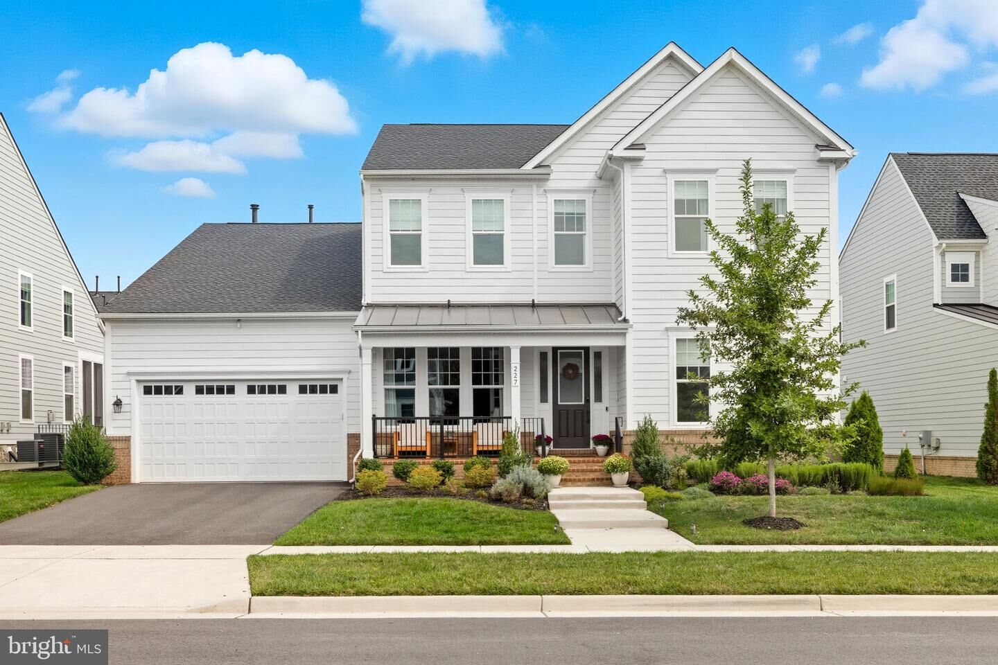 Property Photo:  227 Stoic Street SE  VA 20175