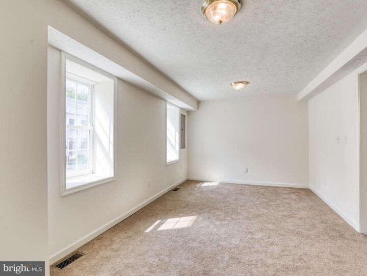 Property Photo: 416 W Washington Street WV 25414