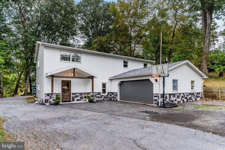 3849 N Progress Avenue  Harrisburg PA 17110 photo