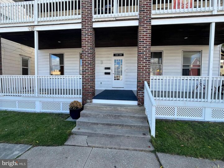 Property Photo:  120 S 2nd Street  PA 17043 