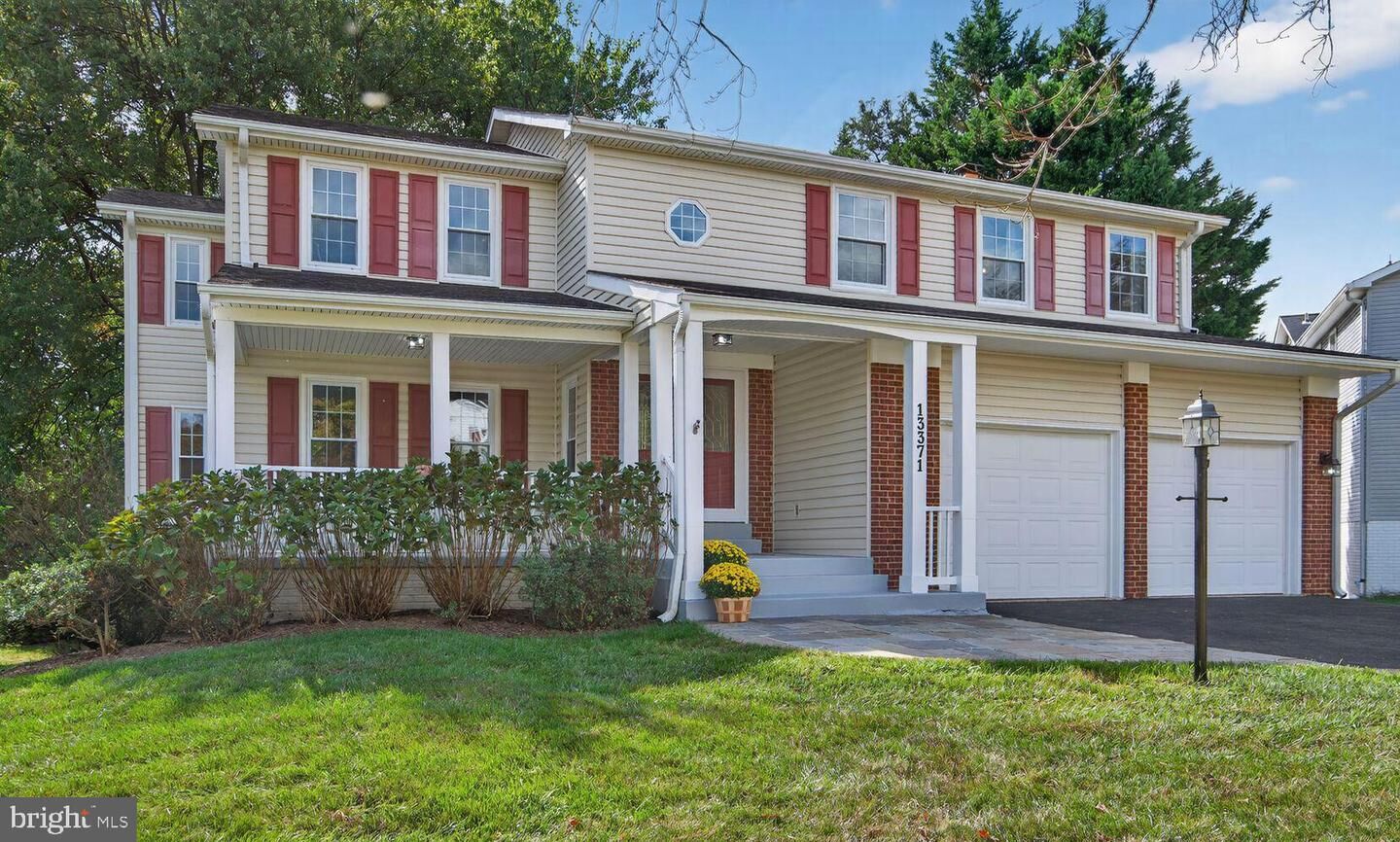 Property Photo:  13371 Teaberry Court  VA 22033 