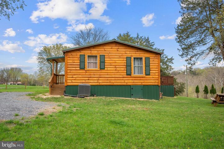 Property Photo:  268 Shenandoah Drive  VA 22835 