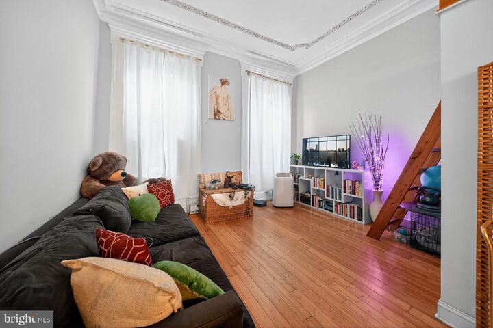 Property Photo:  1212 N 7th Street  PA 19122 