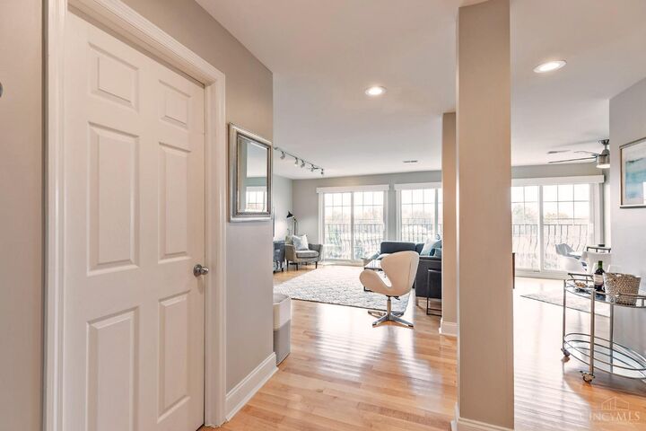 Property Photo: 964 Auburnview Drive OH 45206