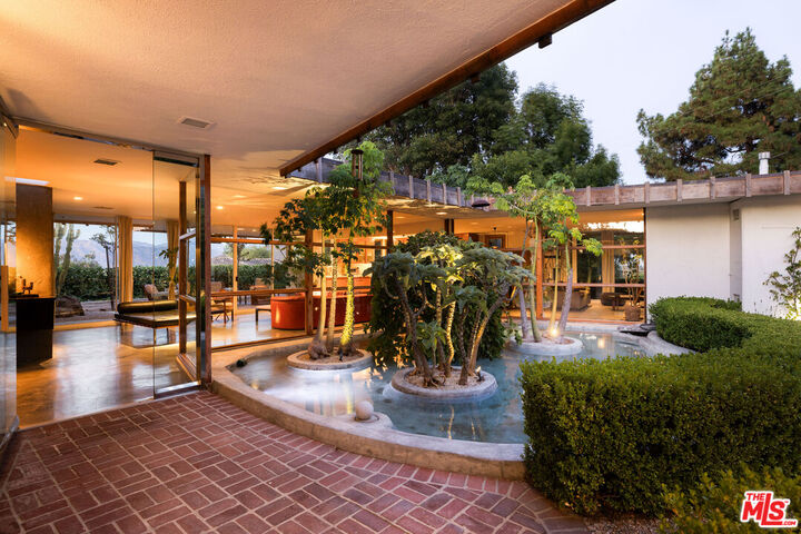3307 Bonnie Hill Dr  Los Angeles CA 90068 photo