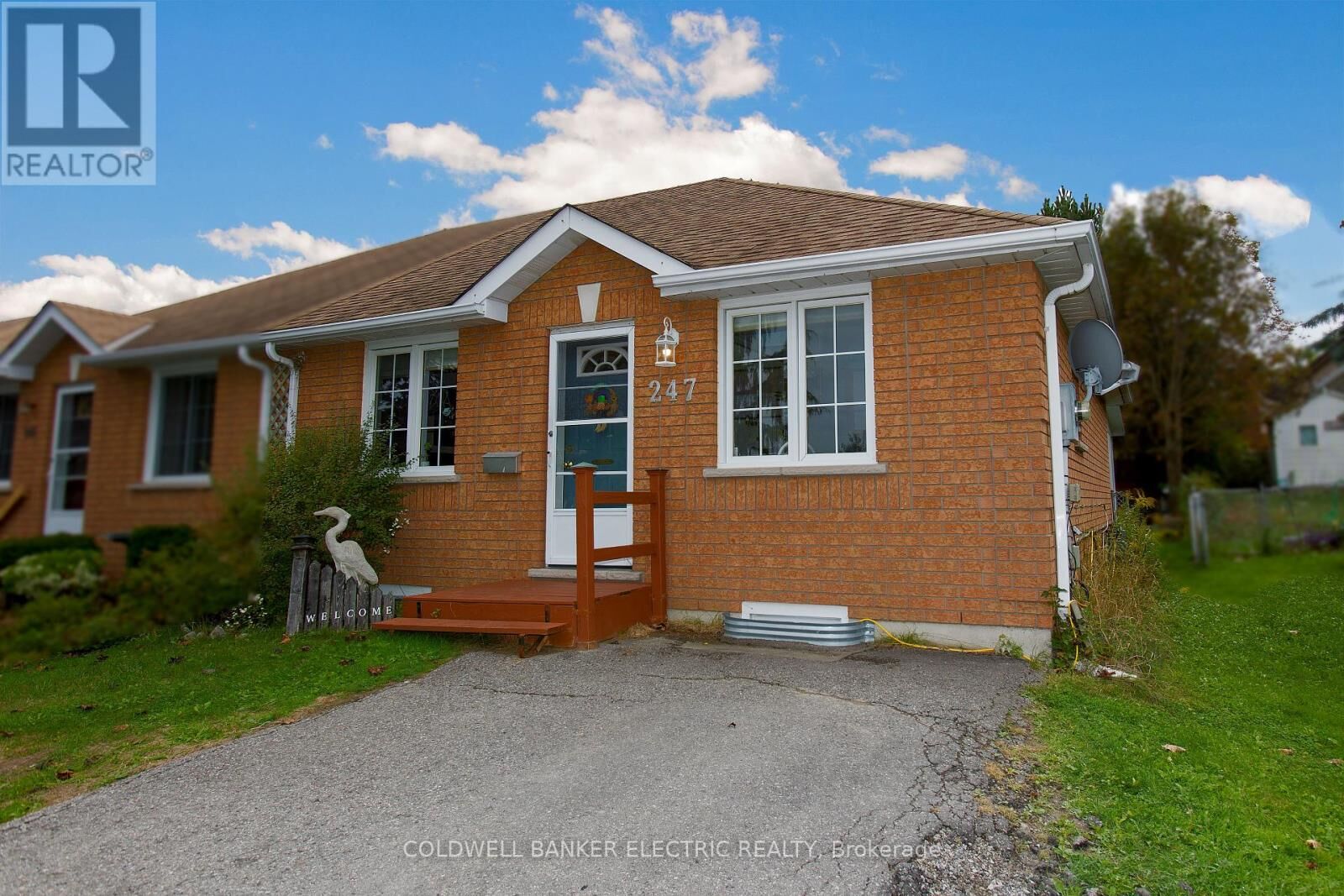 Property Photo: 247 Towerhill Road ON K9H 7N1
