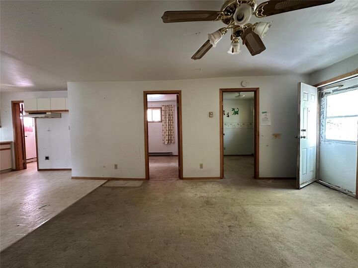 Property Photo:  66 Hill Street  MB R8A 1J1 