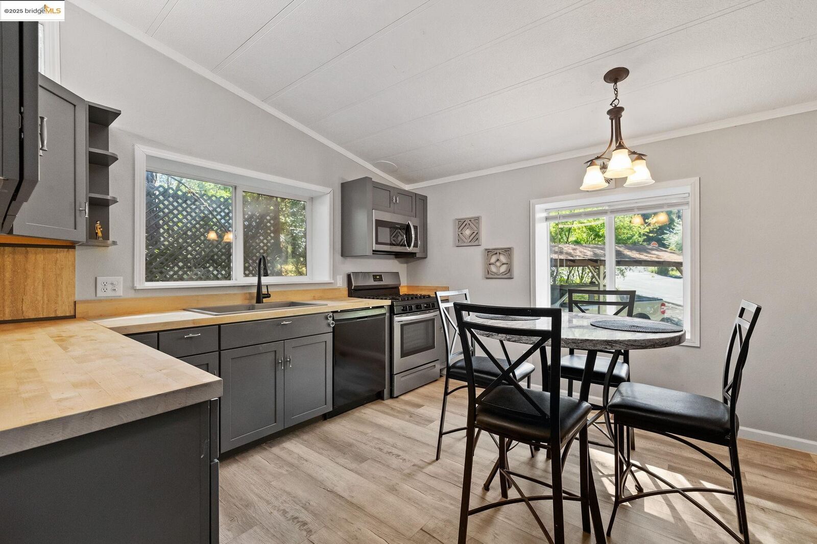 Property Photo:  10956 Green Street 212  CA 95310 