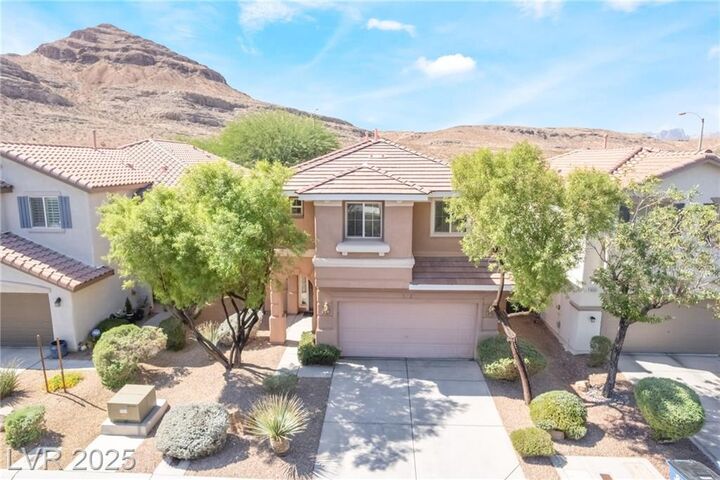 Property Photo: 10267 Running Falls Street NV 89178