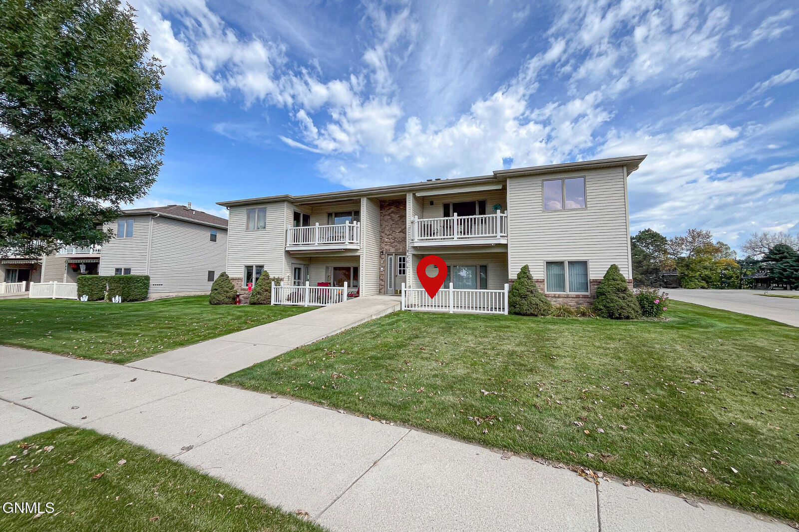 Property Photo:  2904 Bayshore Bend SE 2  ND 58554 