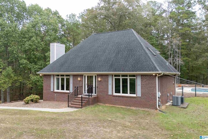 Property Photo:  166 Mountain Oaks Drive  AL 35180 