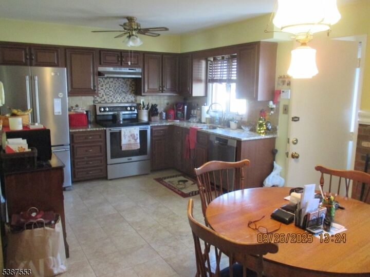 Property Photo:  2106 Jamestown Cmn  NJ 08844 