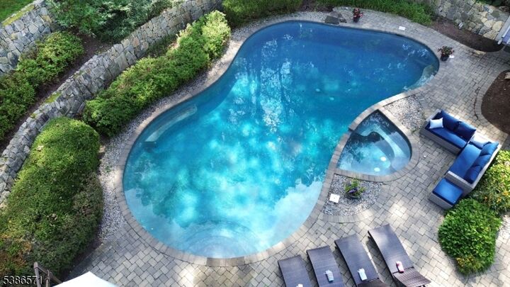 Property Photo: 82 Roxiticus Rd NJ 07931