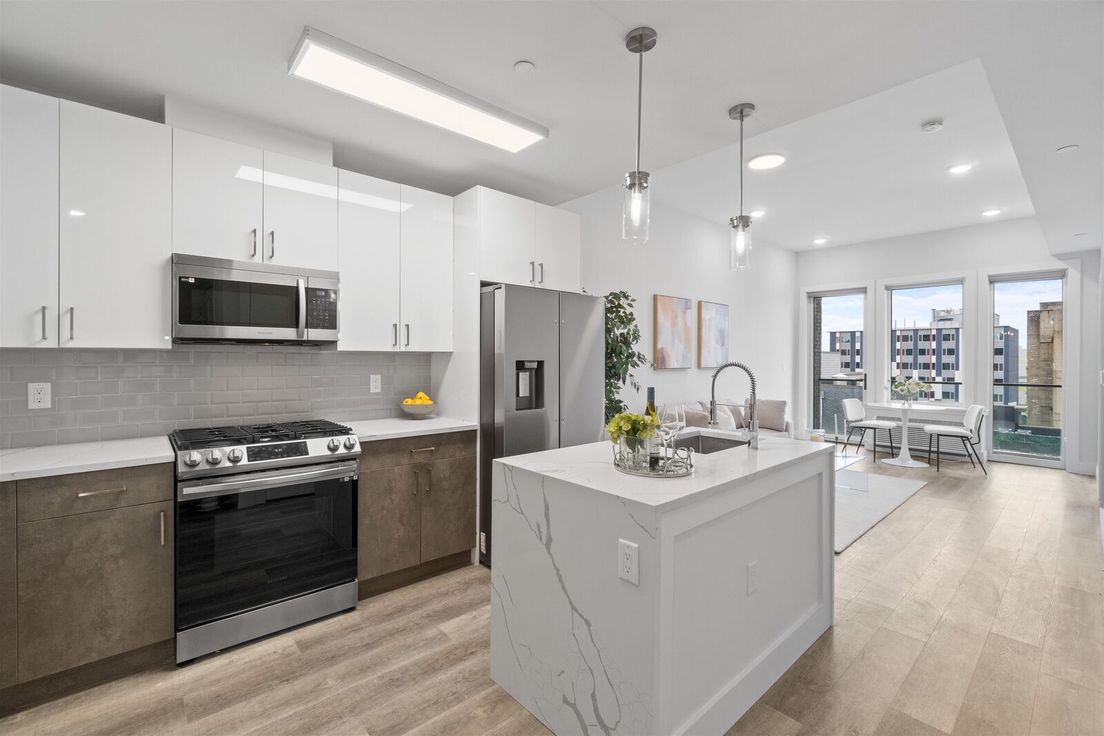 Property Photo:  412 Whiton St 307  NJ 07304 
