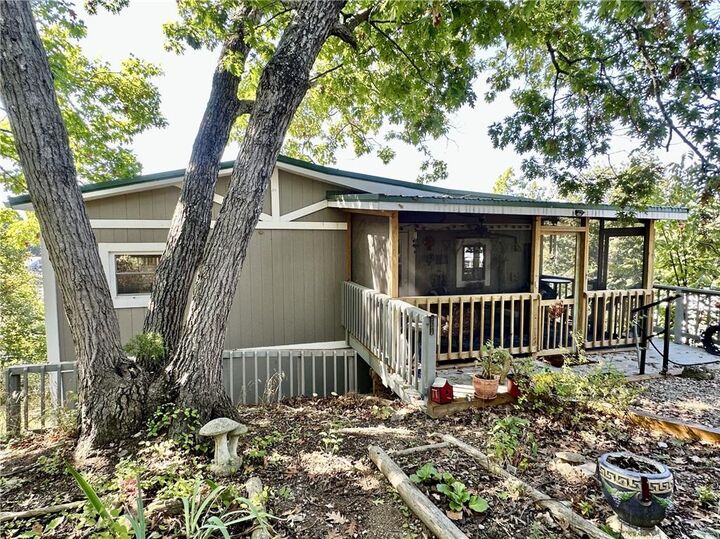 73525 E Leisure Lake Drive  Trenton MO 64683 photo