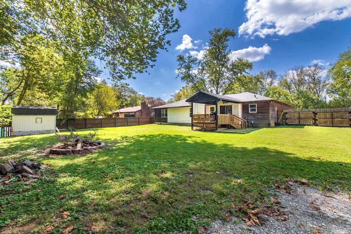 Property Photo: 5366 Jeffries Lane IN 47630