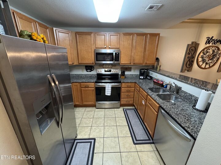 Property Photo:  124 Plaza Drive Unit 2403  TN 37863 