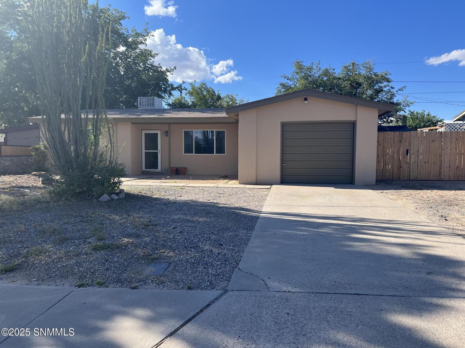 Property Photo:  1937 Redwood Avenue  NM 88001 
