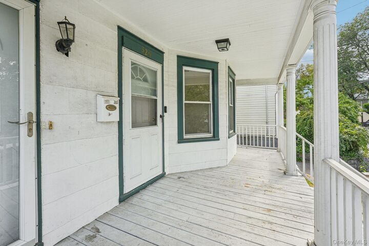 Property Photo:  329 N 7th Avenue  NY 10550 
