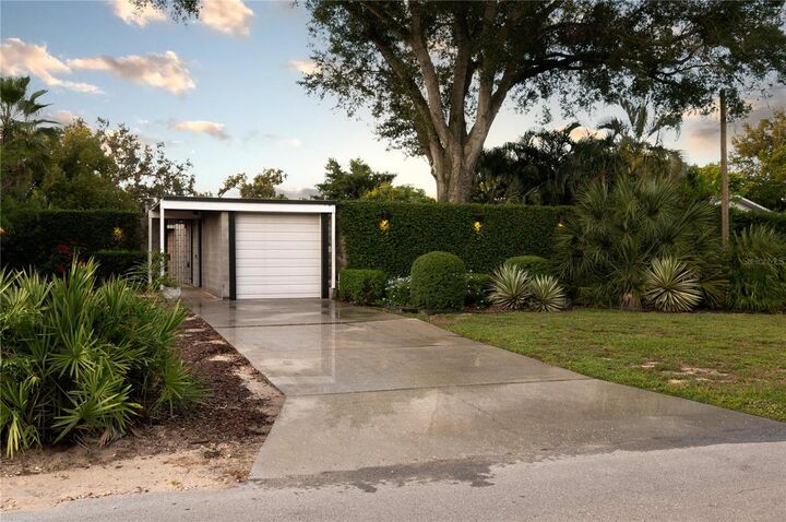 1549 Drexel Ave NE  Winter Haven FL 33881 photo