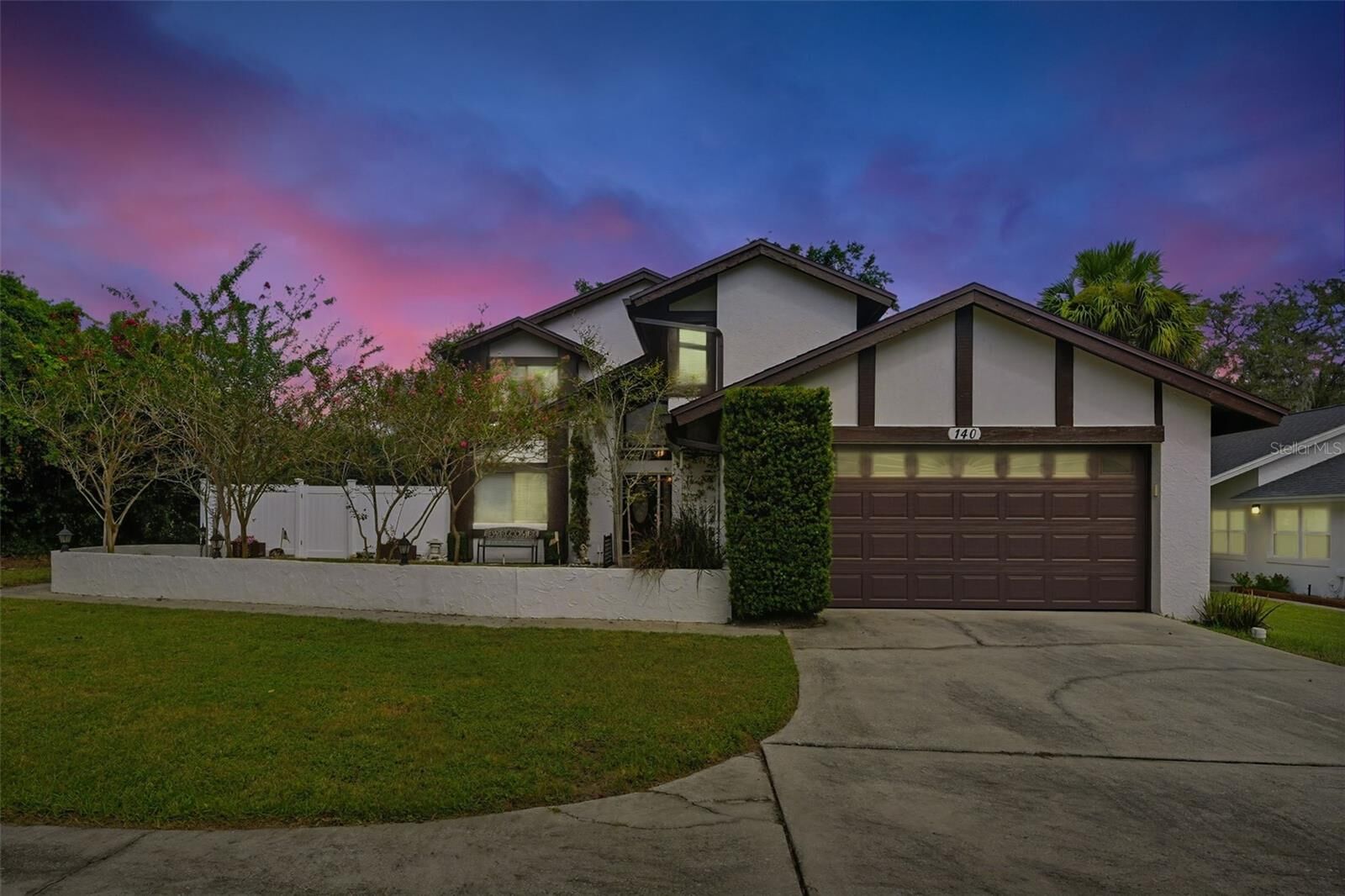 Property Photo:  140 W York Court  FL 32779 