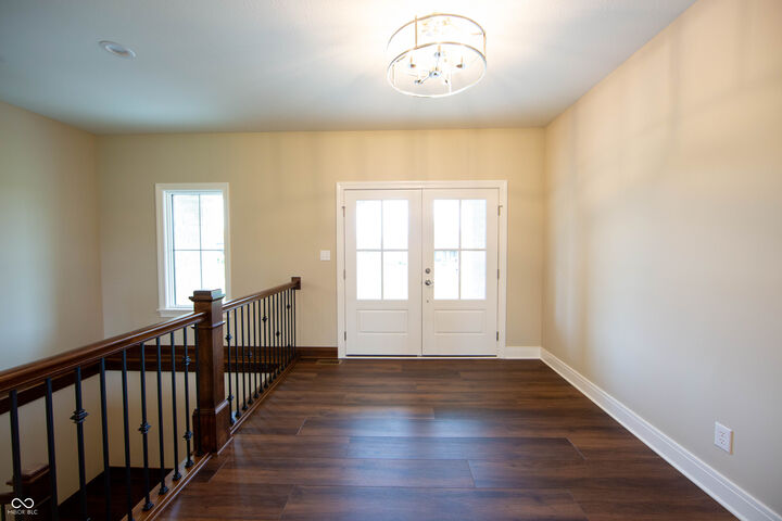 Property Photo:  5051 Nottinghill Court  IN 46143 
