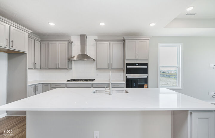 Property Photo:  774 Daisy Street  IN 46143 