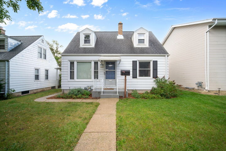 8123 W Townsend St  Milwaukee WI 53222 photo