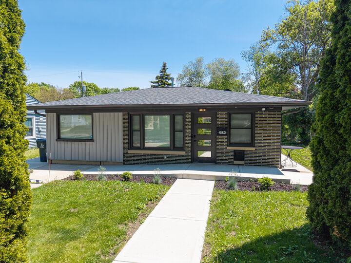 5270 N 57th St  Milwaukee WI 53218 photo