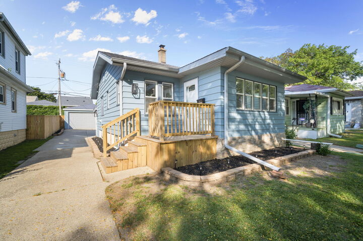 2435 N 57th St  Milwaukee WI 53210 photo