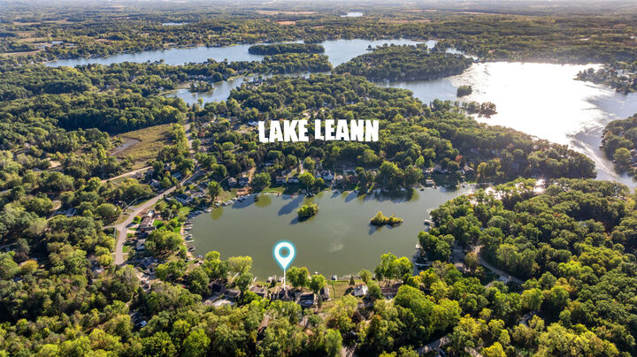 Property Photo: 11912 N Waldron Road MI 49249
