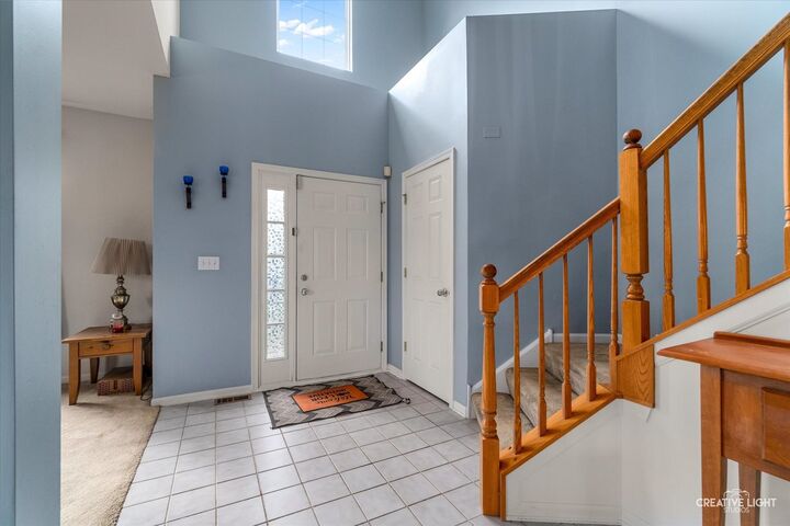 Property Photo: 281 Boulder Court IL 60136