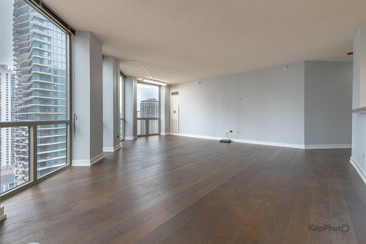 Property Photo: 222 N Columbus Drive 2808 IL 60601