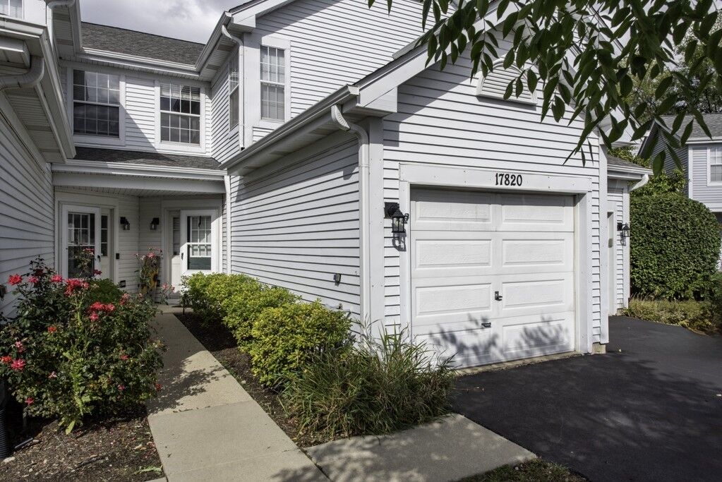 Property Photo: 17820 W Braewick Road IL 60031