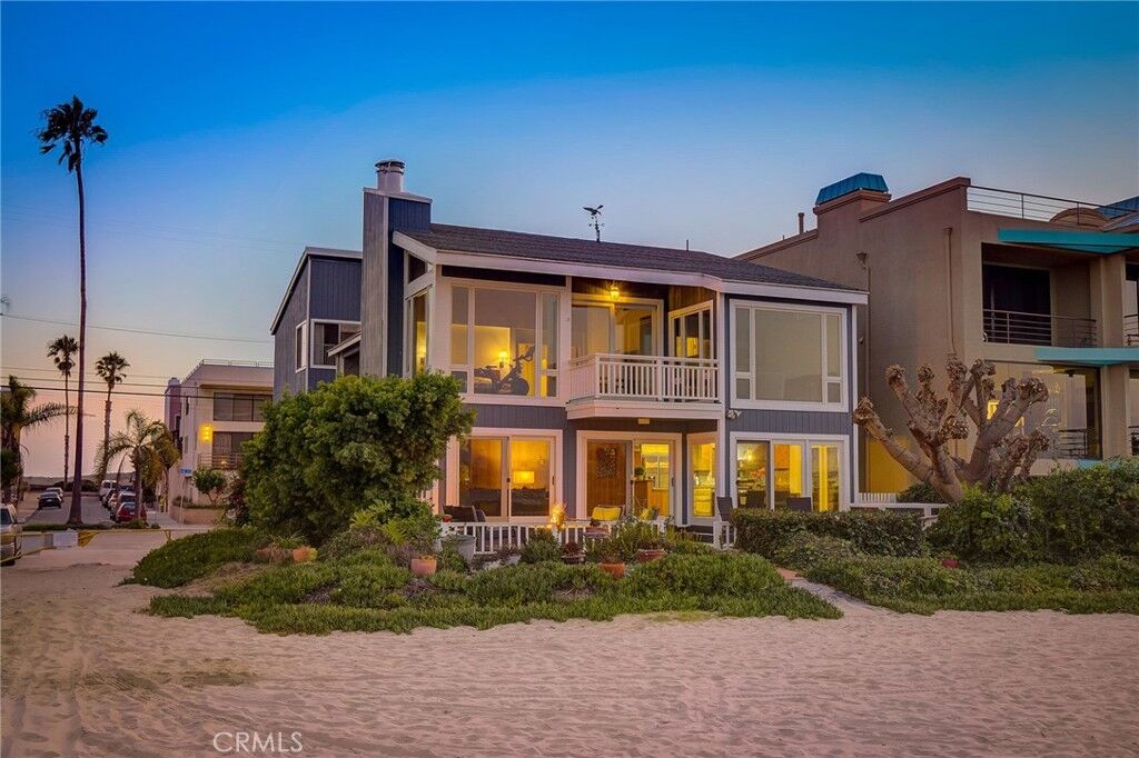 Property Photo:  6819 E Ocean Boulevard  CA 90803 