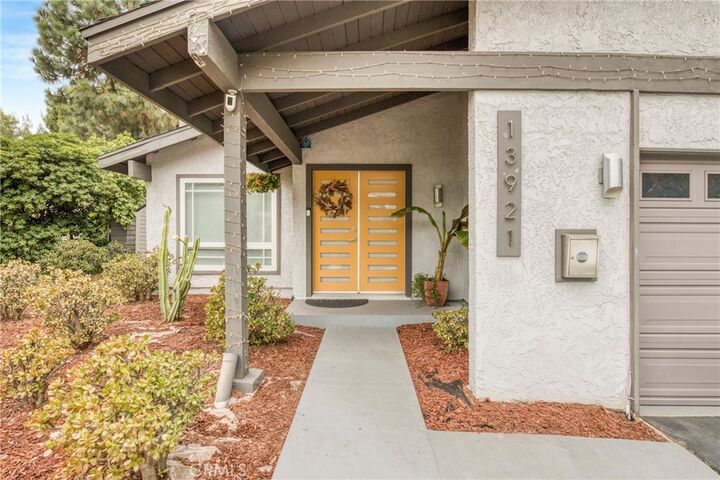 Property Photo: 13921 Candlewood Drive CA 91342