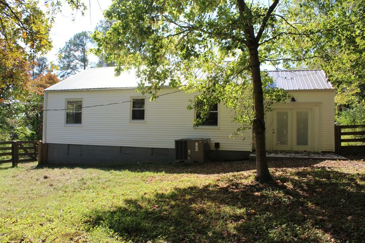 Property Photo: 78 College St TN 37061
