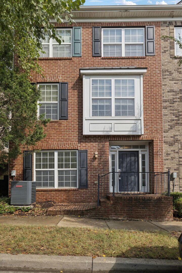 Property Photo: 7513 Lords Chapel Dr TN 37211