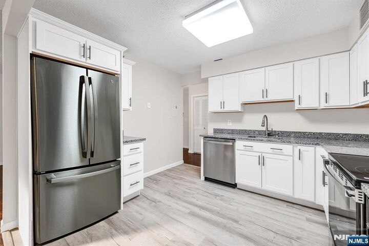 Property Photo:  326 Prospect Avenue 6J  NJ 07601 