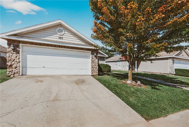 Property Photo:  393 Cascade Circle  AR 72764 