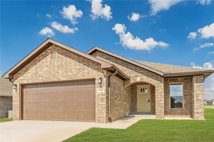 Property Photo: 1722 Farmer Street AR 72751