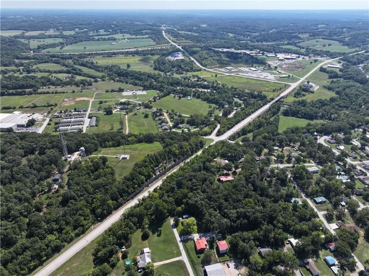 Property Photo: 410 Missouri Street MO 64831