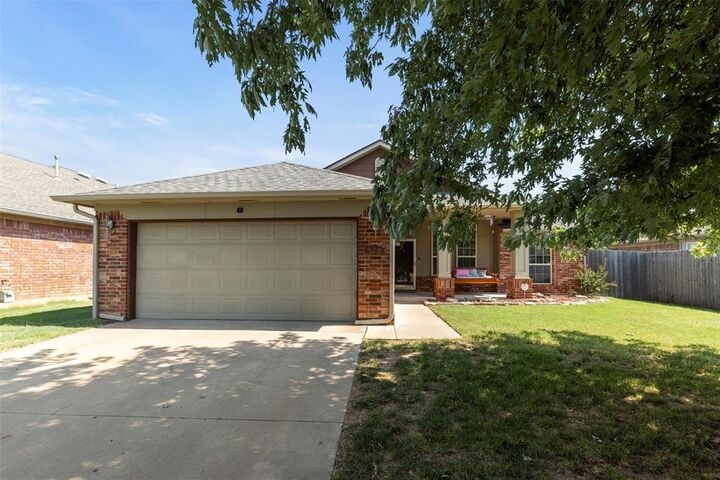 Property Photo:  516 Glass Avenue  OK 73099 
