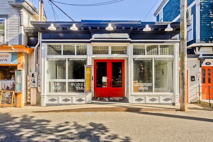 Property Photo:  265 Commercial St  MA 02657 